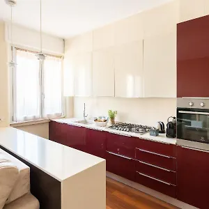 Rosselli 13 Milan