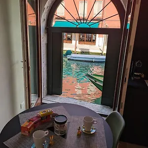 Piccola Perla Sul Canale Venice